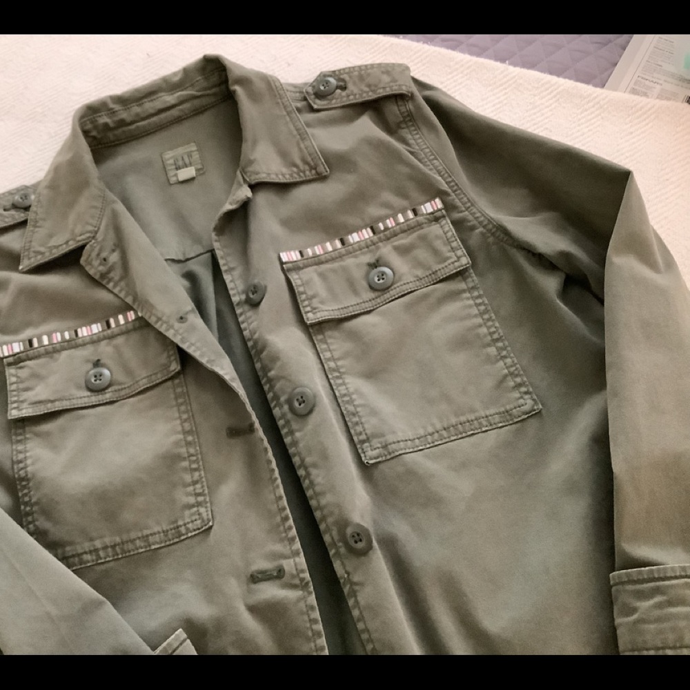 Old Navy Military inspired army green jacket, size M
